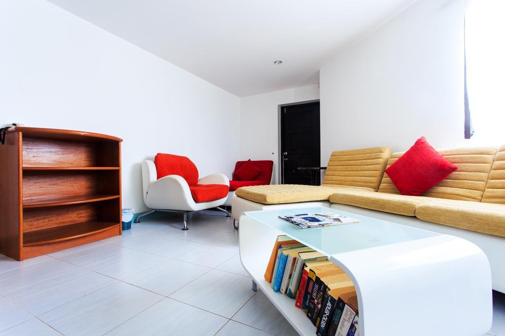 Chaweng Budget Hotel Экстерьер фото